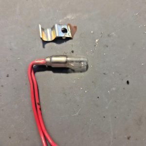 LIGHT BRACKET FOR ROSS (NO MODEL #) MOBILE CB RADIO