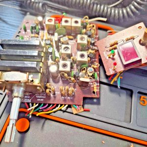 MONTGOMERY WARD MODEL 775 WORKING MAIN BOARD FOR MOBILE CB RADIO