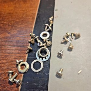 COMPLETE SET OF SCREWS FOR SURVEYOR 2400 MOBILE CB RADIO