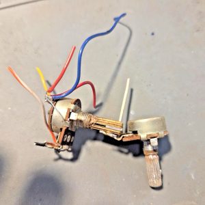 PAIR OF POTS FOR SURVEYOR 2400 MOBILE CB RADIO