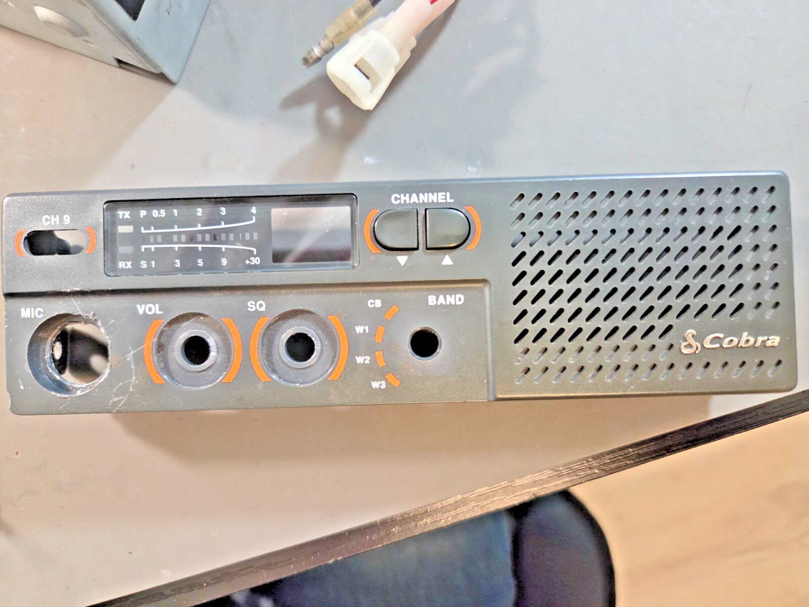 COBRA 18 ULTRA FRONT FACEPLATE, GREY/ORANGE MOBILE CB RADIO
