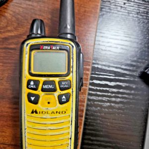 PAIR MIDLAND X-TRA TALK BOTH WORK, ONE MISSING BATTERY COVER BOGO
