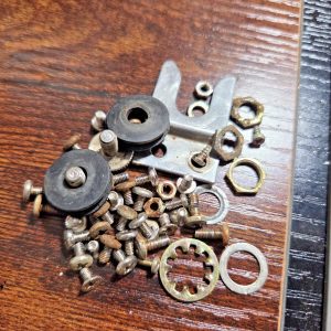 COMPLETE SET OF SCREWS/HARDWARE FOR REGENCY CR-186 MOBILE CB RADIO