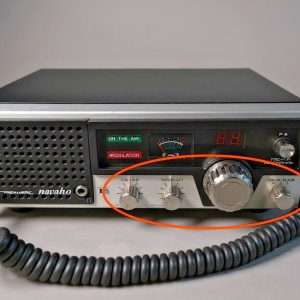 Realistic Navaho TRC-431 CB Base Station 4 original front knobs