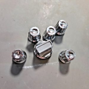 VERY HIGH SHINE KNOBS FOR RADIO SHACK REALISTIC TRC-446 RADIO 10/10