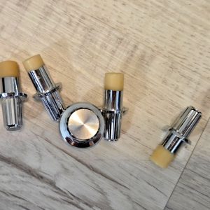 EXCELLENT CONDITION - COMPLETE SET OF SILVER KNOBS FOR ROYCE 619 CB RADIO
