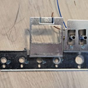 FACEPLATE BACKING & POT MOUNT FOR ROYCE 619 CB RADIO