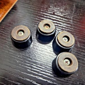 COMPLETE SET OF FOUR RUBBER FEEL W/ SCREWS FOR CRAIG MODEL 4201 BASE STATION CB