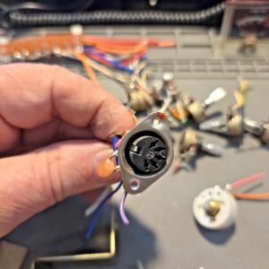 HY-GAIN VIII MICROPHONE CONNECTOR FOR BASE STATION CB RADIO