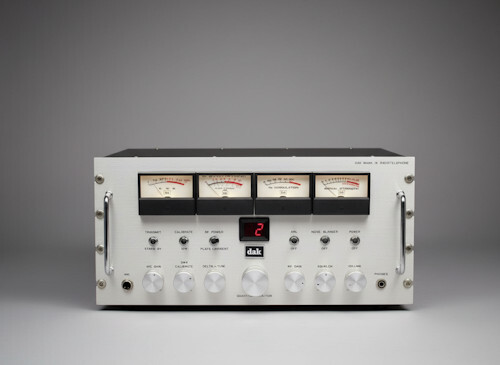 Dak Mark IX CB Vintage Silverface Transceiver Base Station Radio
