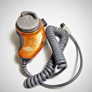Cobra HighGear HG-M84W Cb Radio Microphone NICE burlwood finish