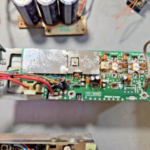 DC & RF DISTRIBUTION BOARD W/ HEAT SINK FOR UHF REPEATER, WORKS 100%