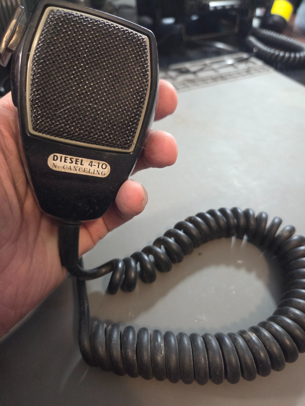 DIESEL 4-10 NOISE CANCELLING HANDHELD CB RADIO MICROPHONE - USED (WORKING) - Image 2