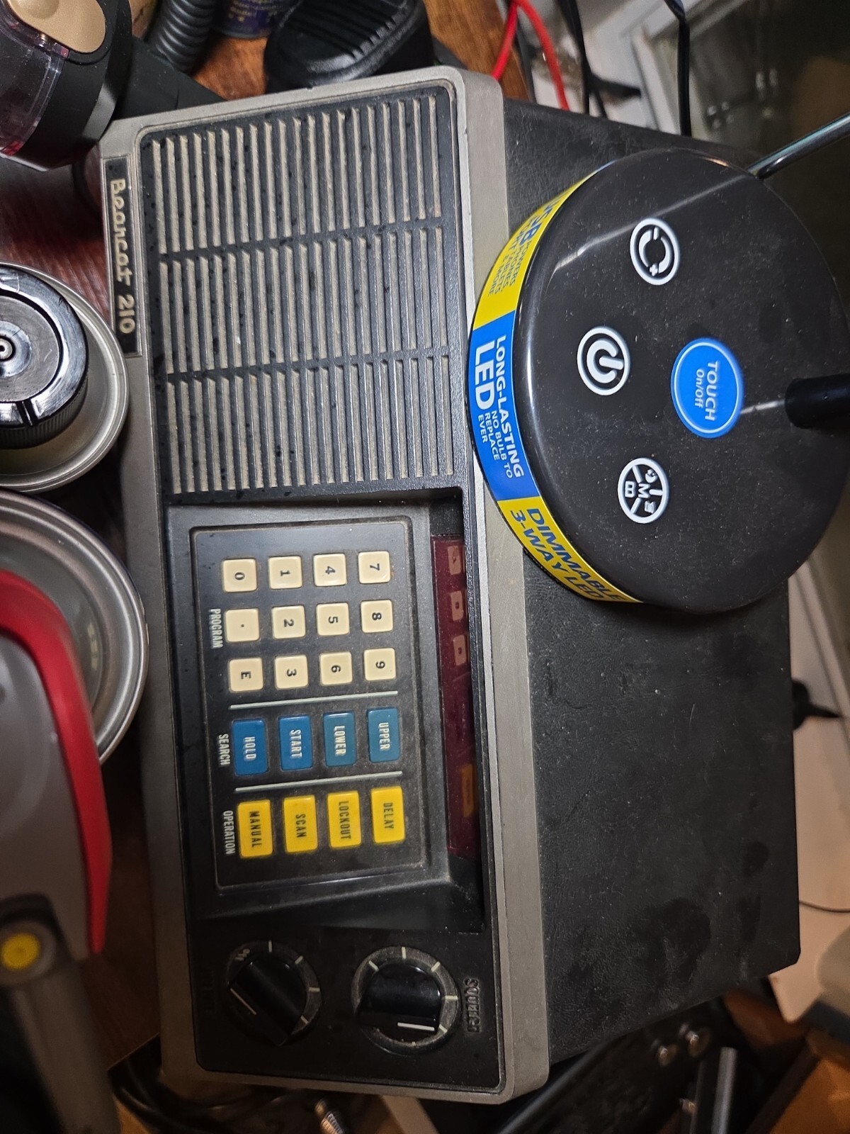 Vintage Bearcat 210 CB Radio with attached antenna - Image 2