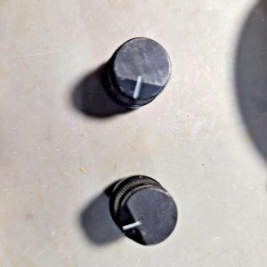 PAIR OF KNOBS FOR REALISTIC TRC-501 MOBILE CB RADIO