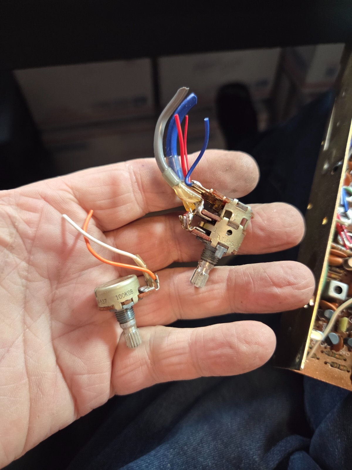Radio Shack TRC-11 Rotary Controls Potentiometer Lot Tested Working