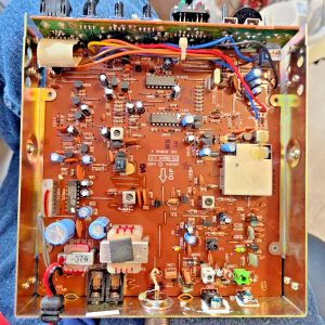 Realistic (Radio Shack) TRC-484 mainboard, working, w/ pots, channel changer