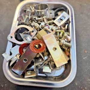 LAFFAYETTE TELSAT SSB 25 CB -- SET OF SCREWS ONLY