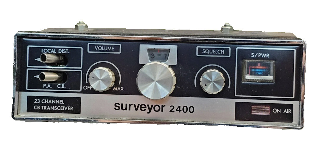 SET OF KNOBS (GOOD CONDITION) FOR SURVEYOR 2400 MOBILE CB RADIIO - Image 2