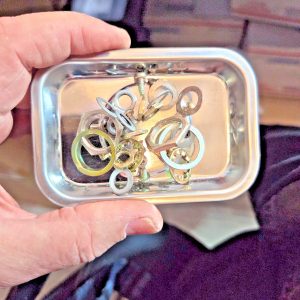 President "Honest Abe" CB Radio SET OF SCREWS - SCREWS ONLY NOT THE RADIO