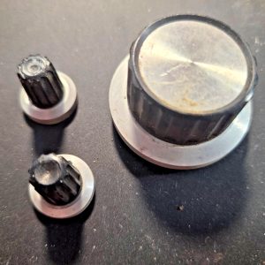 MONTGOMERY WARD MODEL 775 CHANNEL CHANGER KNOB, LED READOUT & ASSEMBLY CB RADIO